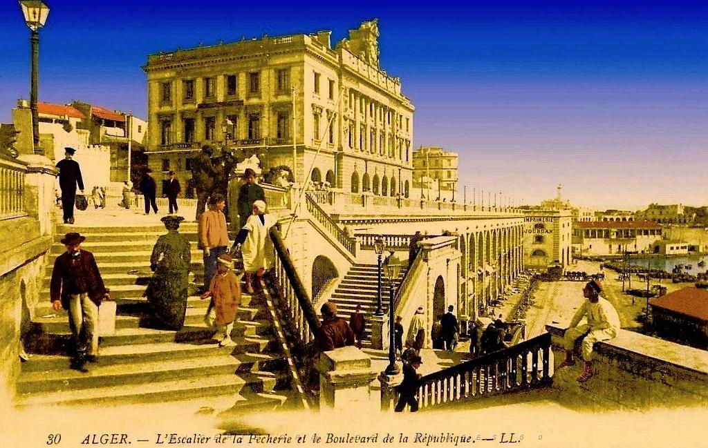 Alger - Escalier de la pecherie et Bd de la Republique.jpg